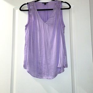Banana republic top size XS. Violet.